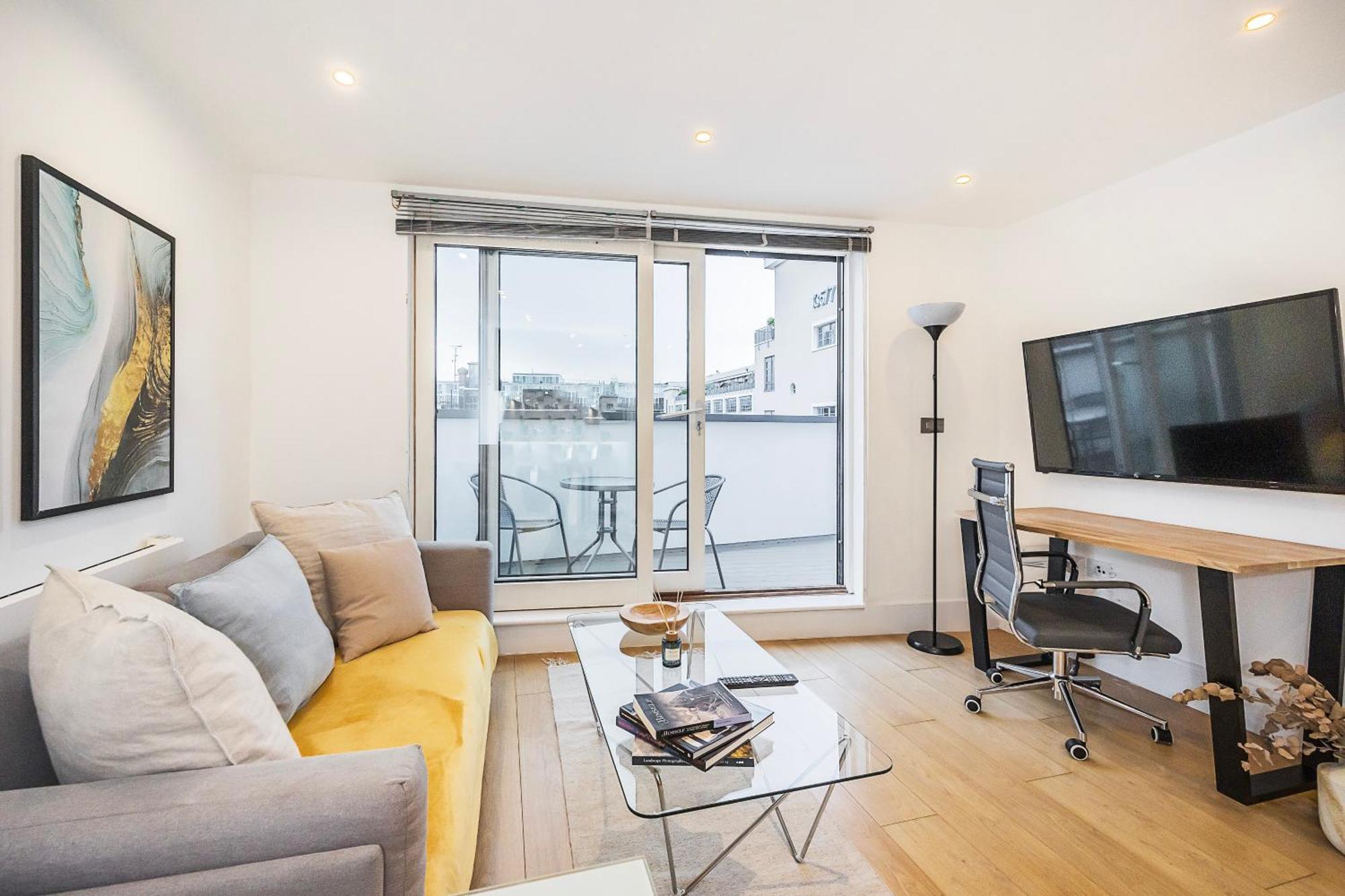 Urban Oasis With Views In Old St Appartamento